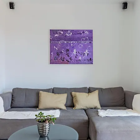 Olive Three Bedroom Ζαντάρ