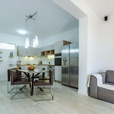 Olive Three Bedroom *