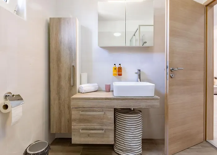 Olive Three Bedroom * Zadar