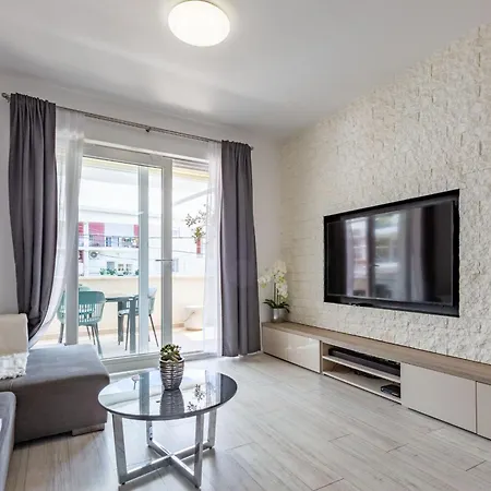 Daire Olive Three Bedroom *