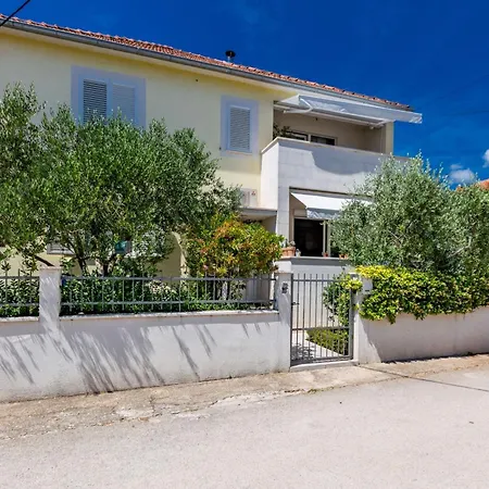 Daire Olive Three Bedroom